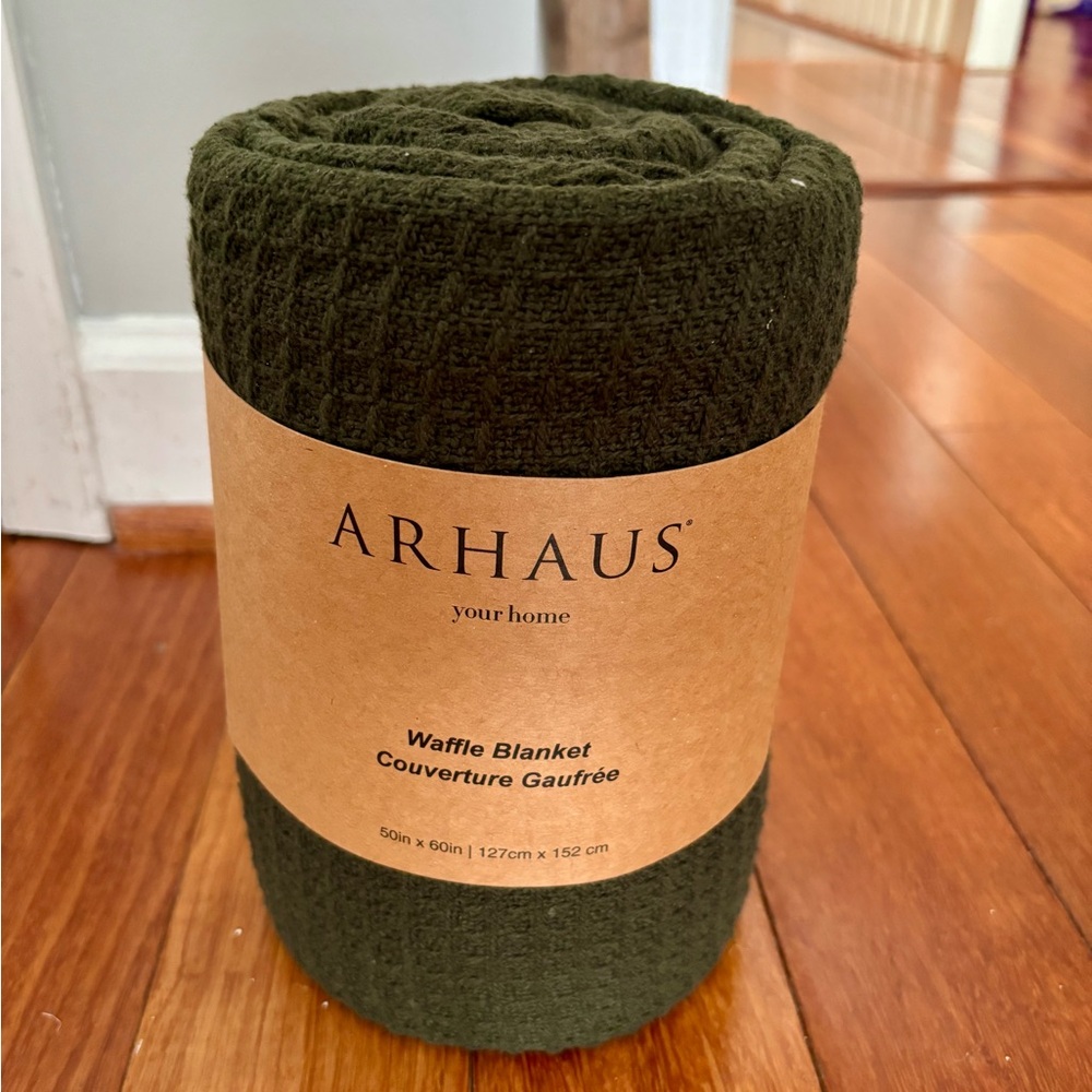 NWT Arhaus Waffle Blanket in Dark Green